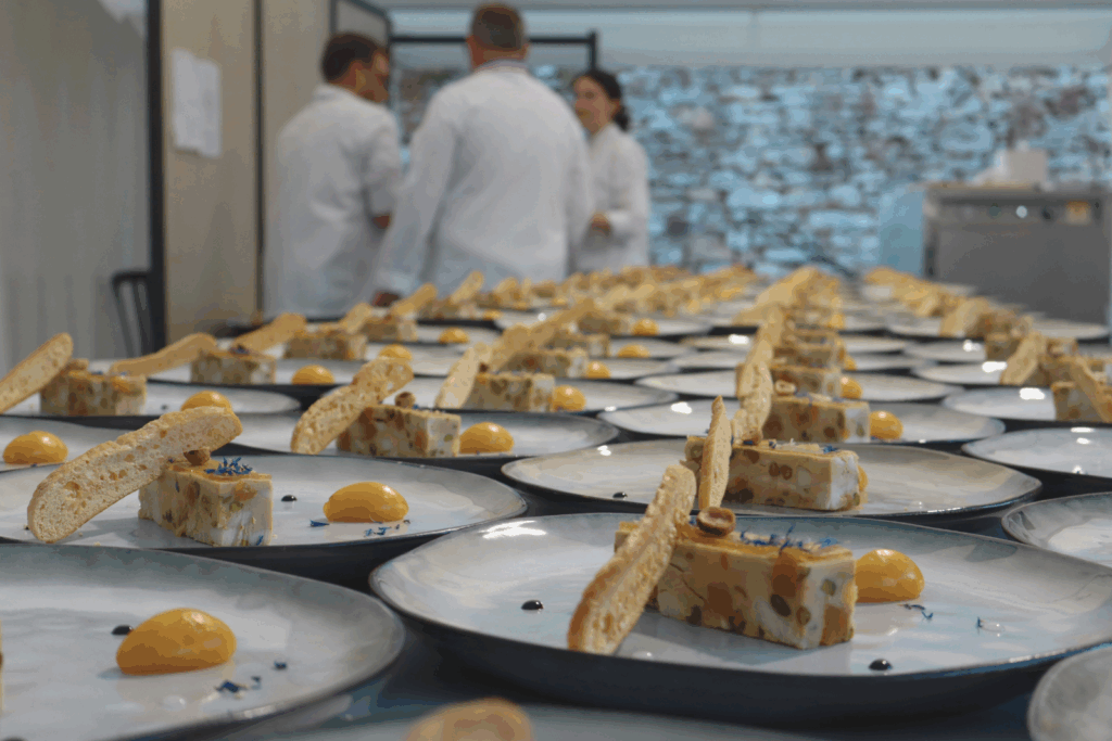 Entrée gastronomique servie lors du mariage à l’Espace Beltane – Foie gras maison par Maison Courbet, traiteur MOF dans le Jura